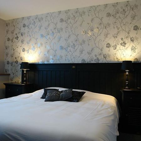 Hostellerie De La Porte Bellon Senlis  Buitenkant foto